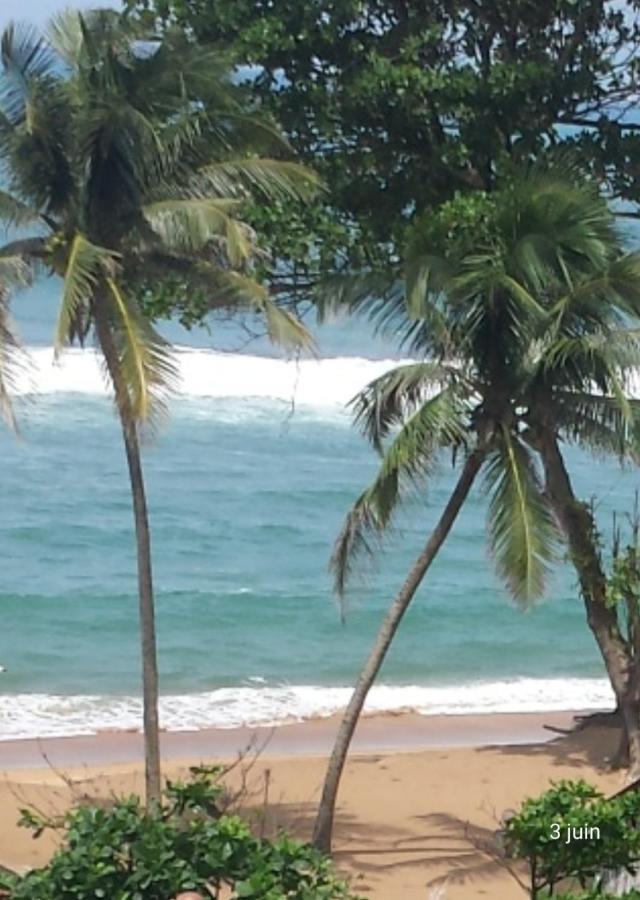 Hotel Robinson Plage Lomé Esterno foto