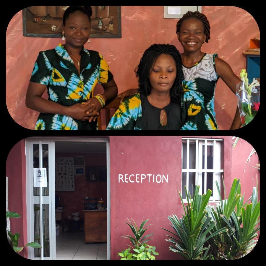 Hotel Robinson Plage Lomé Esterno foto