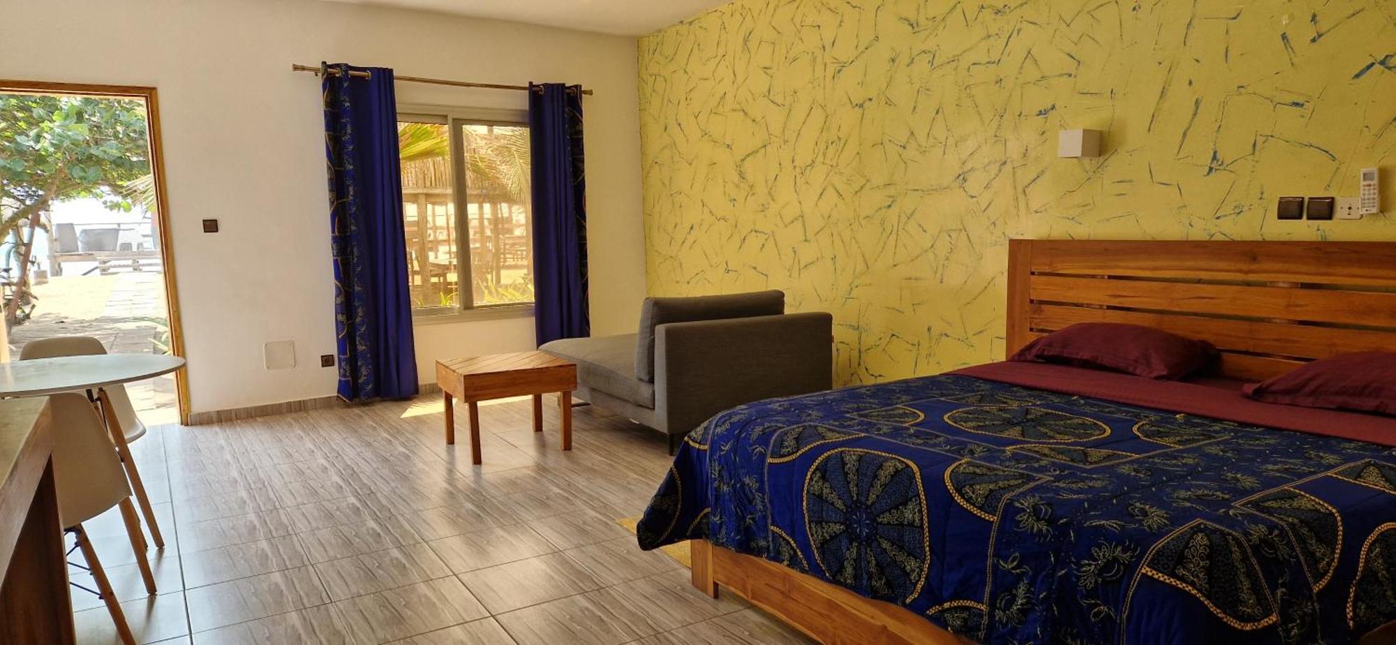 Hotel Robinson Plage Lomé Esterno foto