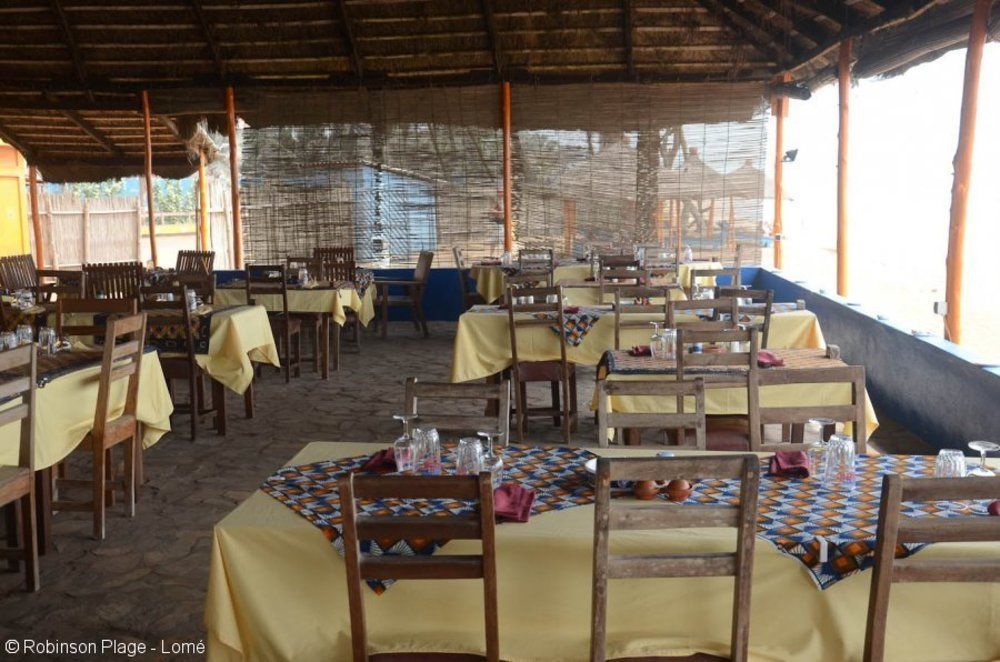 Hotel Robinson Plage Lomé Esterno foto